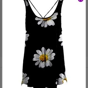 women’s daisy tunic